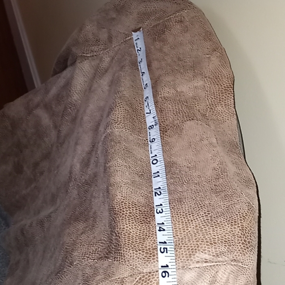 Light weight faux snakeskin jacket / blazer - Picture 4 of 7